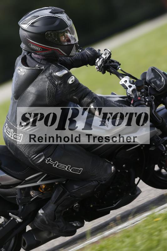 /53 16.09.2025 Track Day Domi Aegerter ADR/Gruppe gruen/68